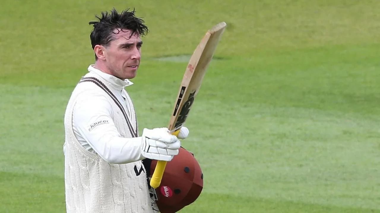 Lawrence's Maiden Double Ton Powers Surrey to Championship Command