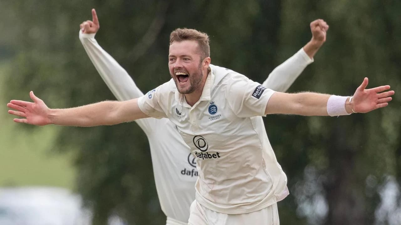 Leicestershire Turn to Helm as Promotion Struggles Continue