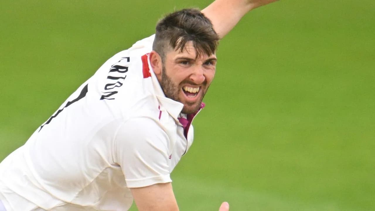 Rain Frustrates Somerset as Sussex Escape County Championship Defeat