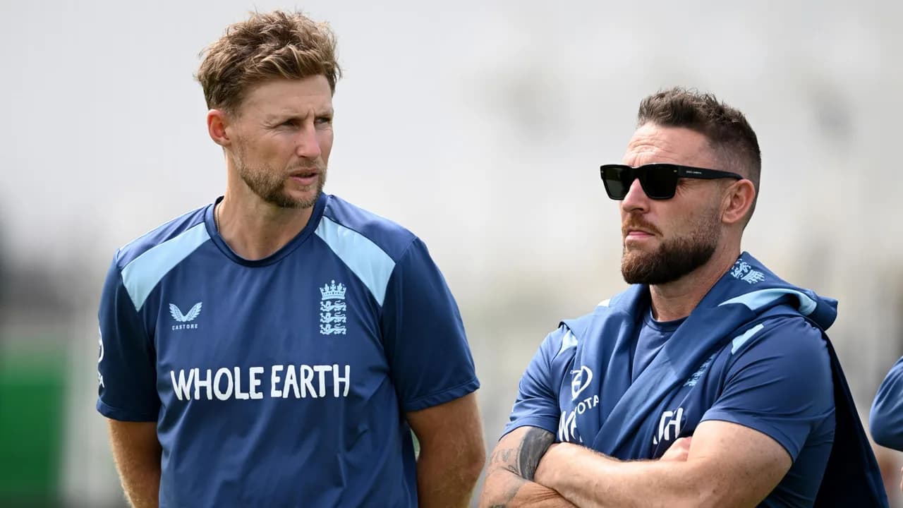 Root Returns: Game-by-Game Captaincy and Envy of Stokes-McCullum Bond