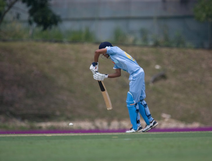 How to Measure Cricket Pads?