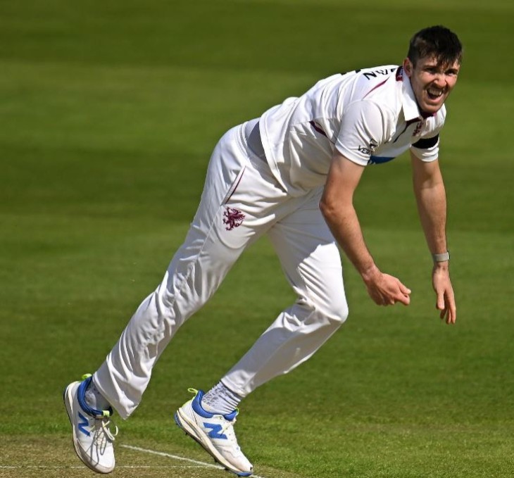 Somerset's Spinners Dominate Durham: A Crucial Win That Keeps Title Hopes Alive