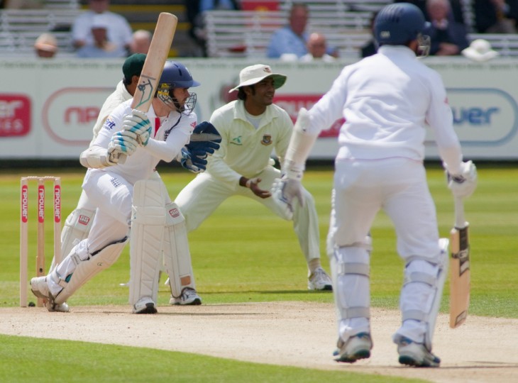 Strategic Betting: Long-Term vs Short-Term Wagers in Test Cricket